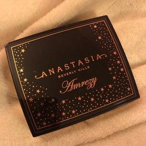 Anastasia Beverly Hills Amrezy Highlighter